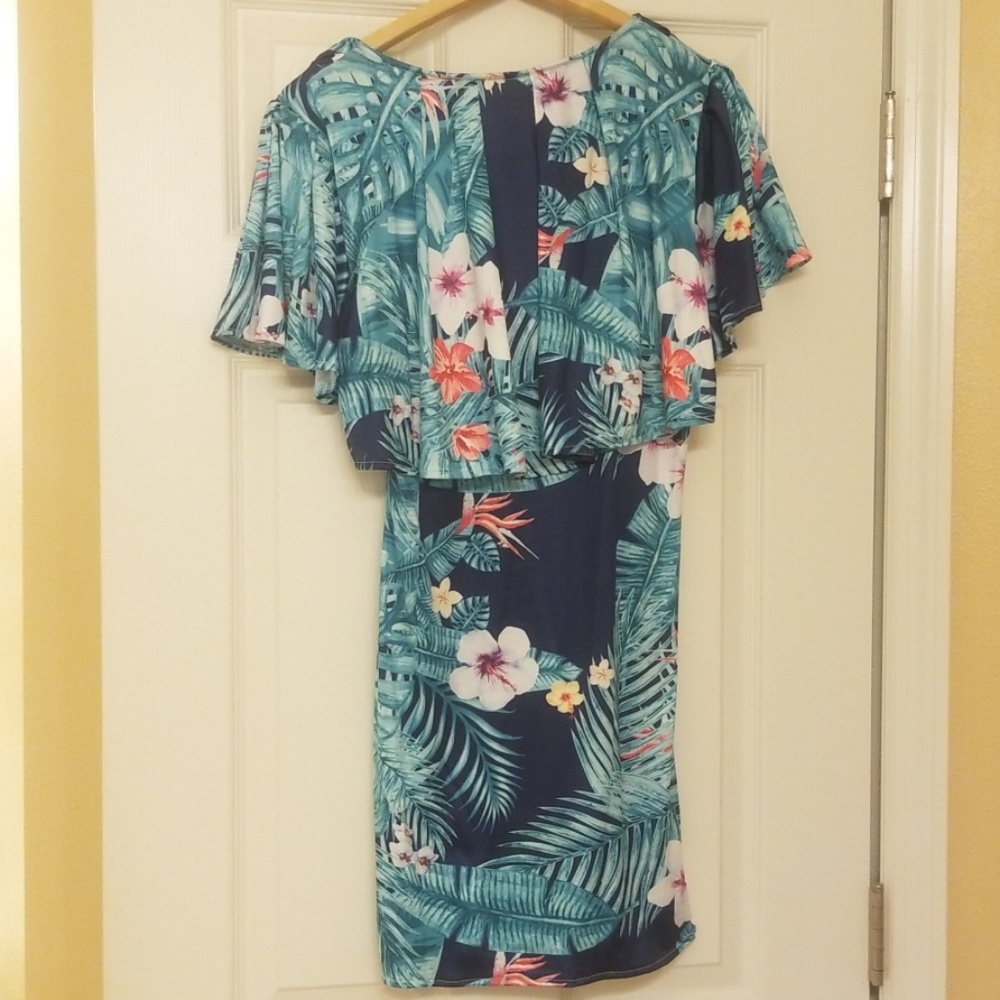 🌻3/$15 Floral leaf flouncing bodycon dress - Picture 3 of 4